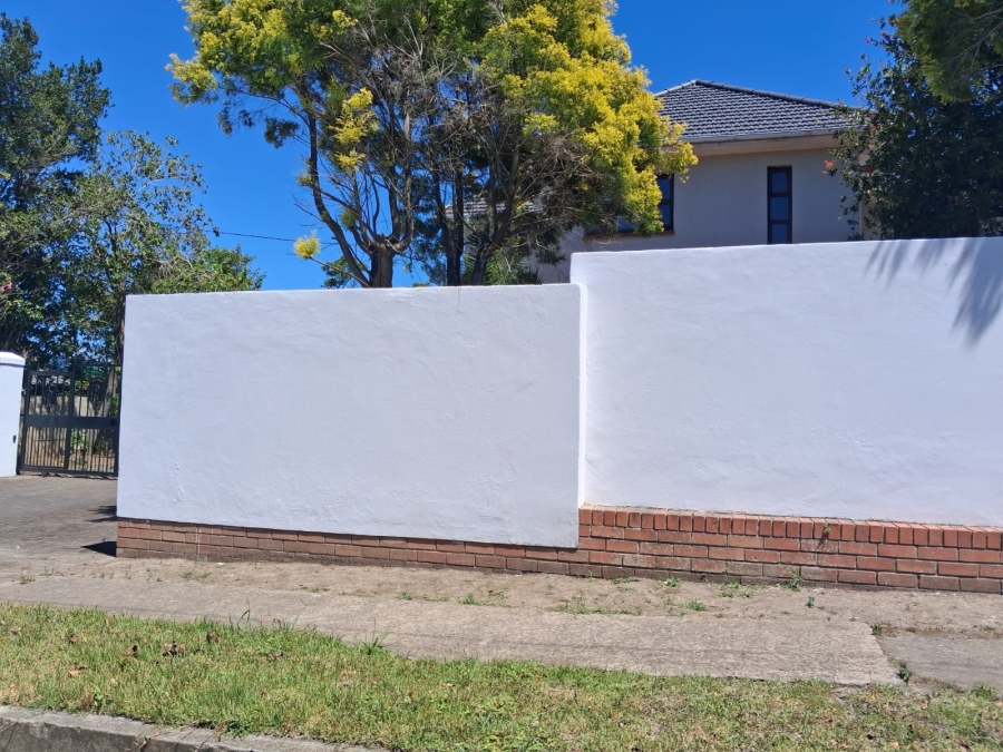 To Let 3 Bedroom Property for Rent in Selborne Eastern Cape